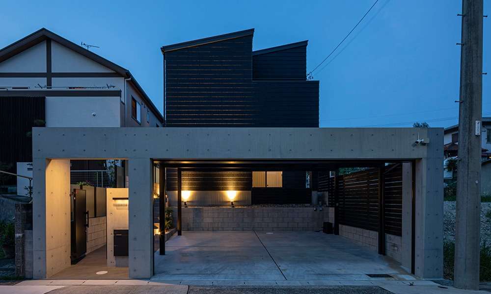 ネイルサロンを併設した家